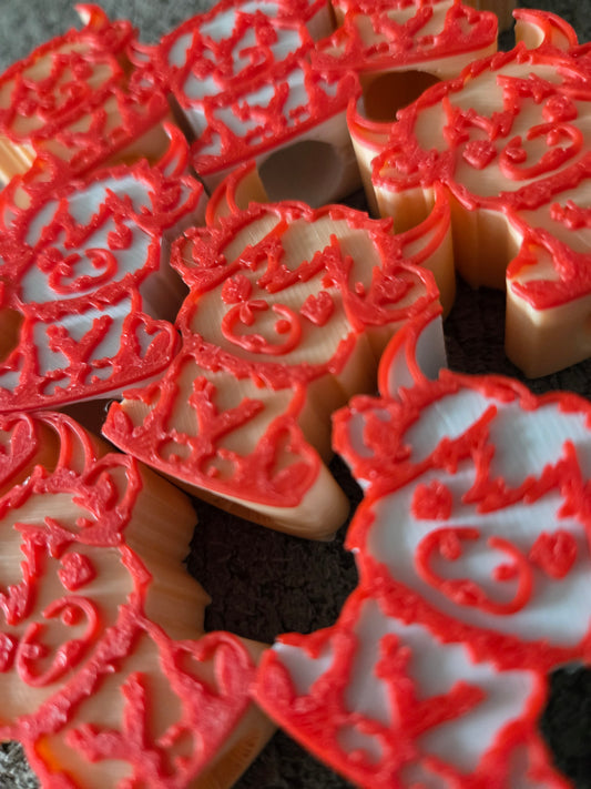 2 pk Mystery Highland Cow Topper